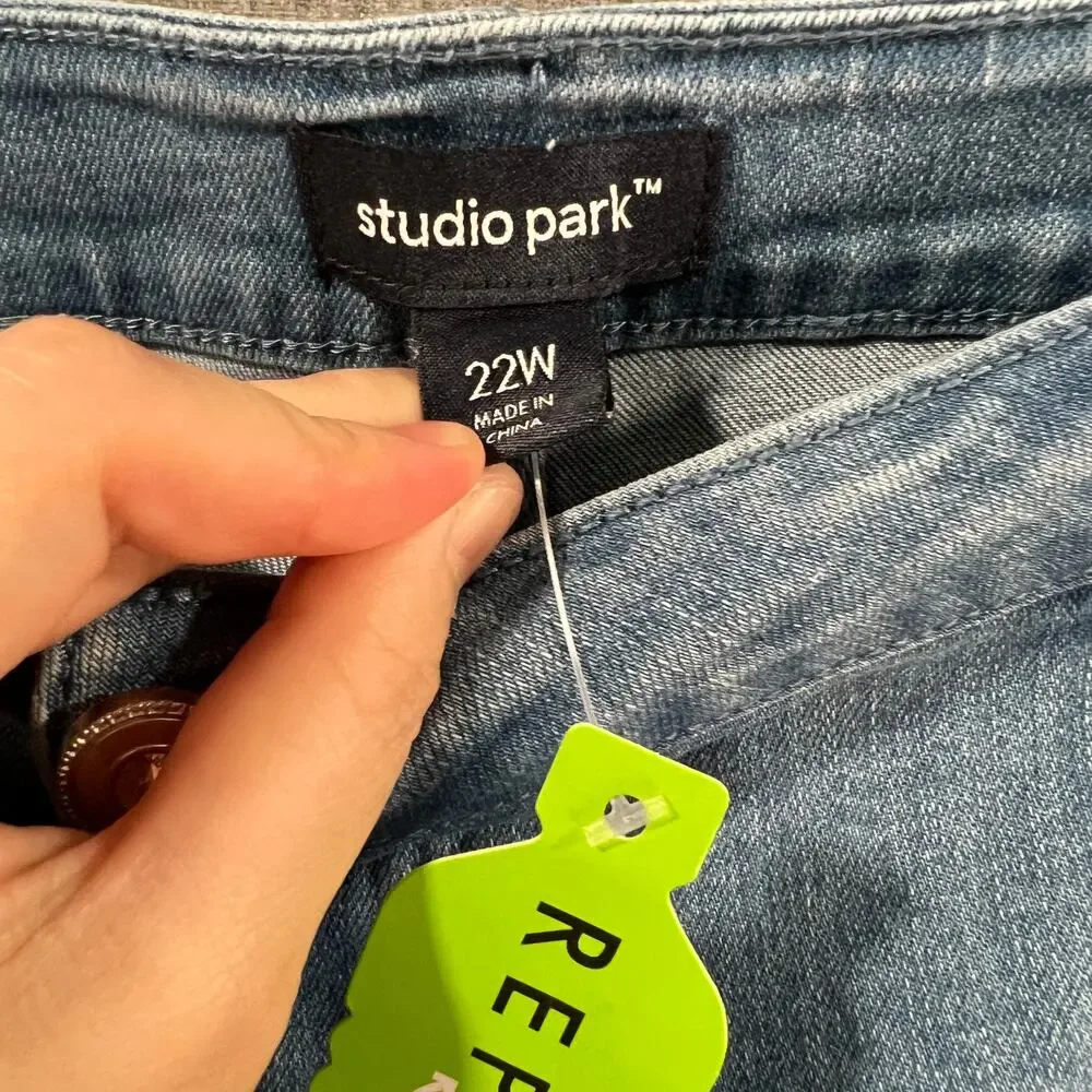 Studio Park x Jane Treacy Regular Denim Kick Flare Cropped Medium Wash, Plus 22